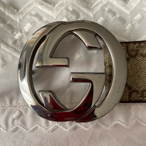 AUTHENTIC GUCCI BELT - Picture 3 of 11